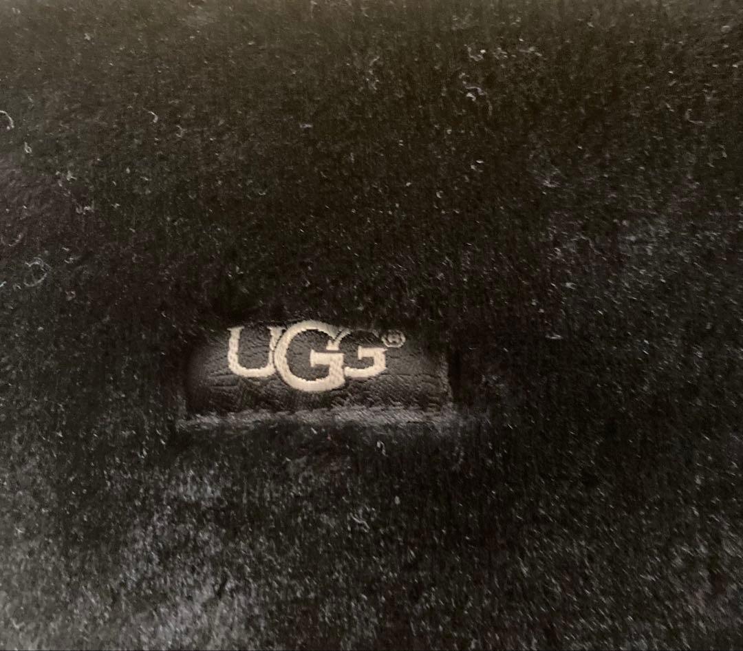 UGG ネックウォーマー 黒・紺