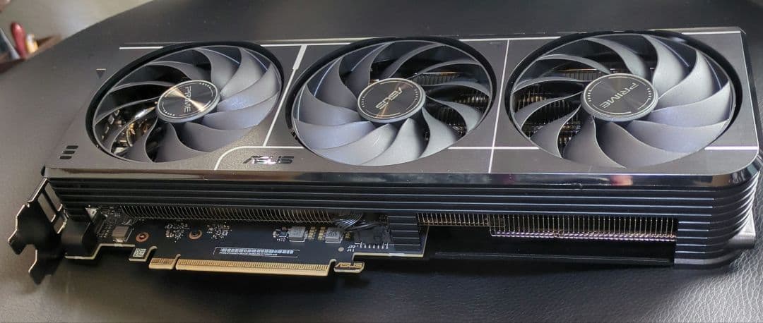 グラフィックボード・グラボ・ビデオカード ASUS GeForce RTX 5060ti 8gb
