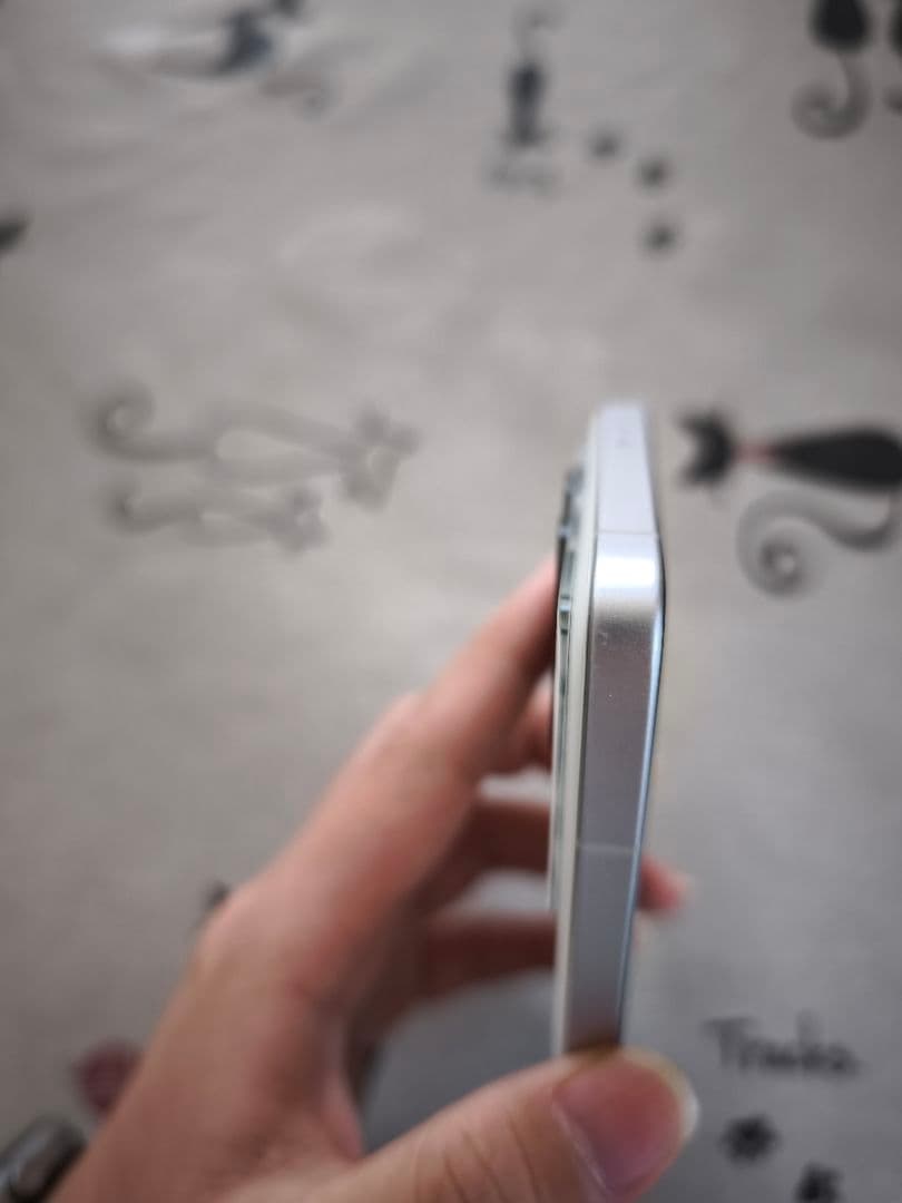 Xiaomi POCO F6 pro ホワイト