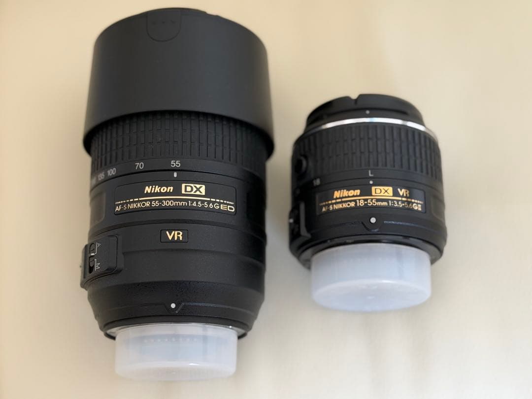 Nikon D5300 レッド デジタル一眼レフカメラ　ショット数少