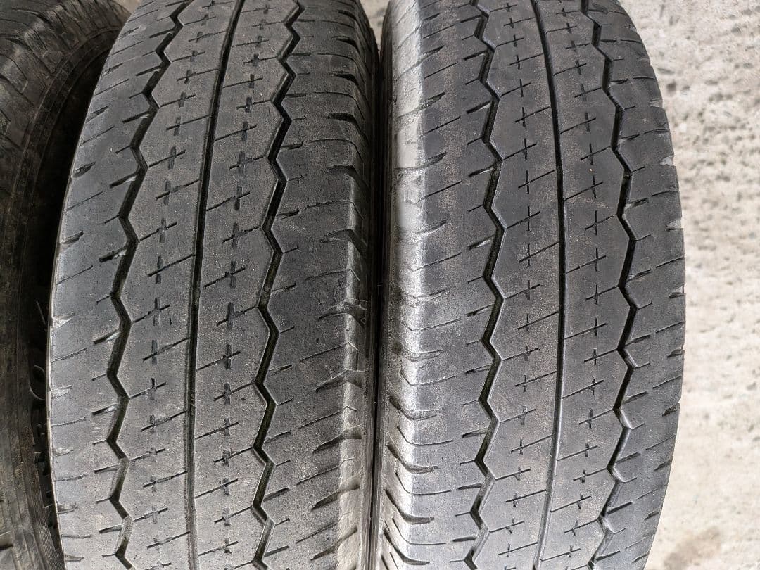 2023年　165/80R14 97/95N LT 4本セット