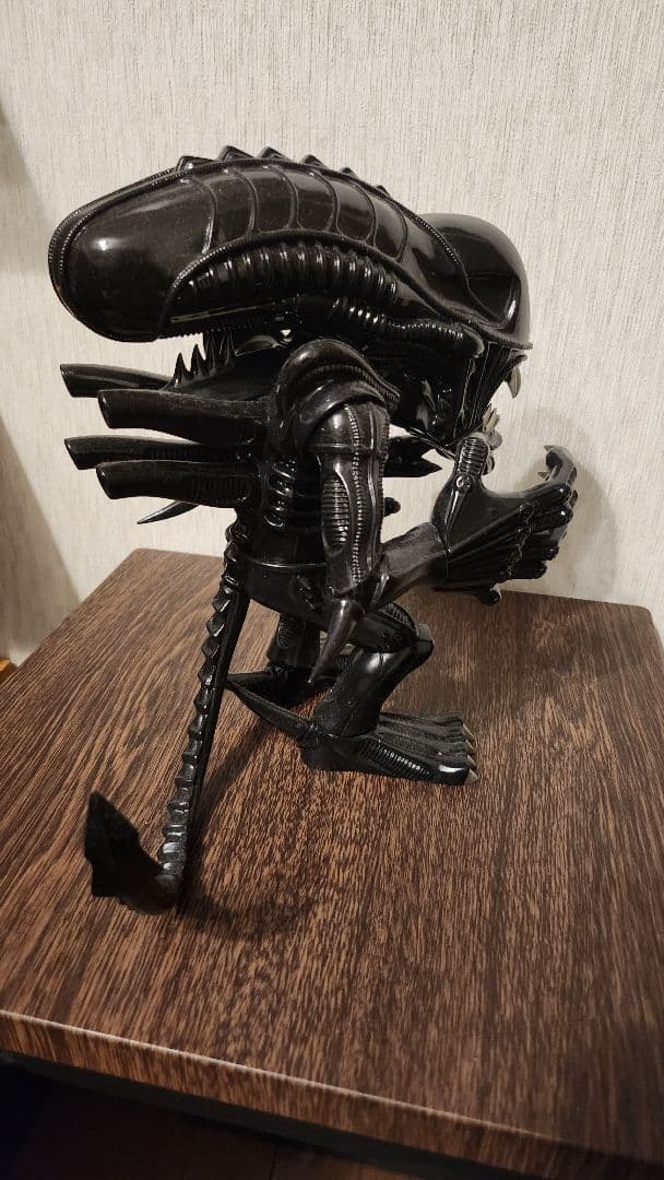 VCD エイリアン ウォーリア フィギュア 23cm（大きめ）