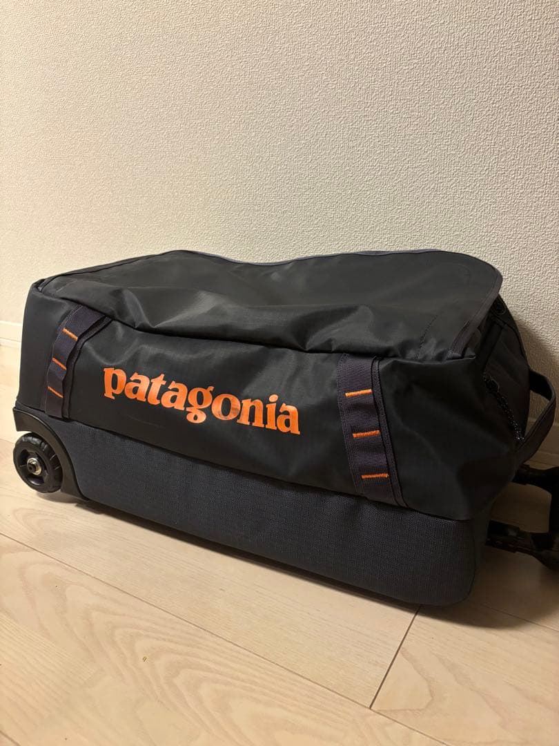 Patagonia ブラックホール・ウィールド・ダッフル 40L