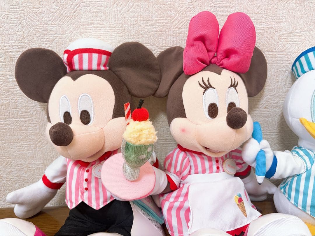 ディズニーストア ぬいぐるみ ミッキー ミニー ドナルド デイジー