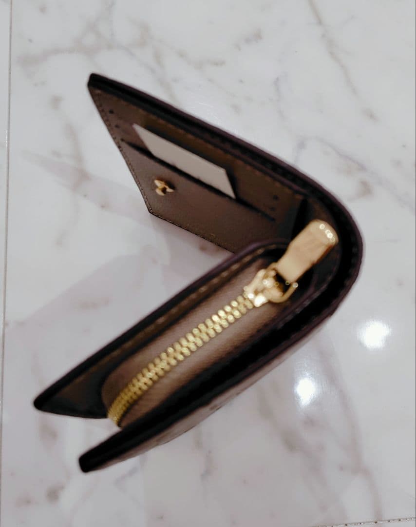 二つ折り財布☆カーキ☆ノベルティ(非売品)LOUISVUITTON
