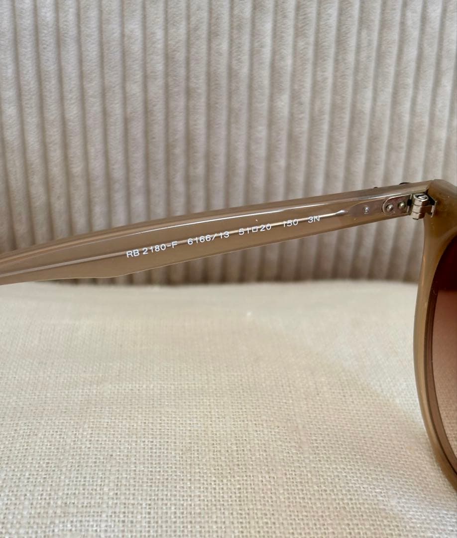Ray-Ban レイバン サングラスRB2180F ベージュ