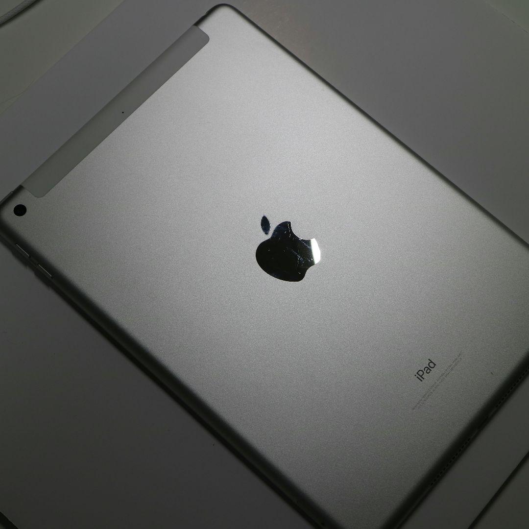 【美品】Apple iPad 第5世代 32GB Wi-Fi+Cellular