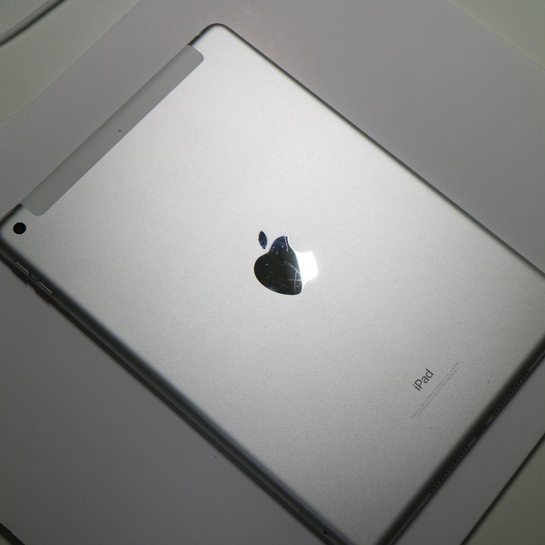 【美品】Apple iPad 第5世代 32GB Wi-Fi+Cellular
