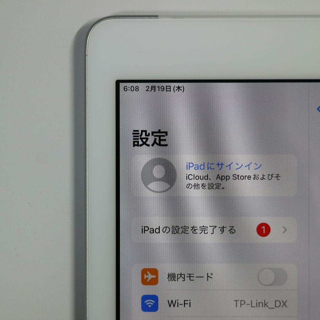 【美品】Apple iPad 第5世代 32GB Wi-Fi+Cellular