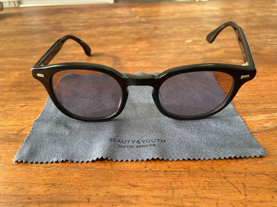 BEAUTY&YOUTH×KANEKO OPTICALブラックサングラス