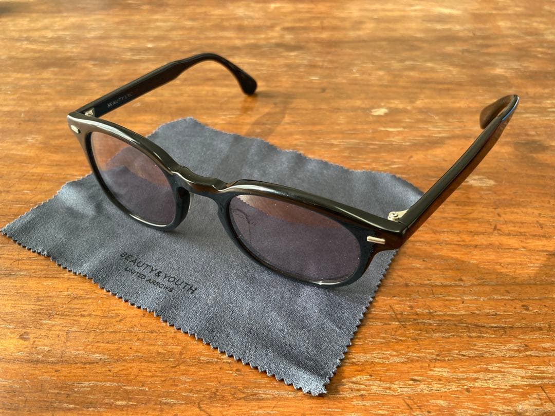 BEAUTY&YOUTH×KANEKO OPTICALブラックサングラス
