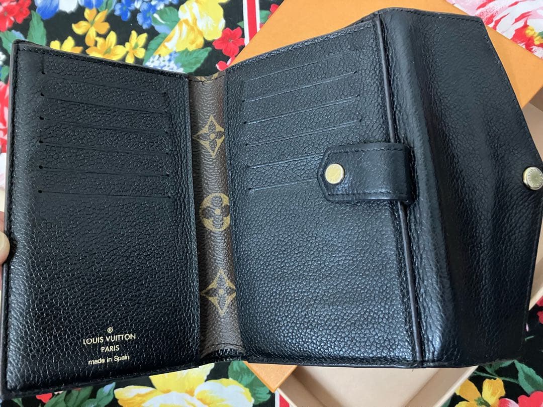 美品！！Louis Vuitton 三つ折り財布 モノグラム、付属品付き