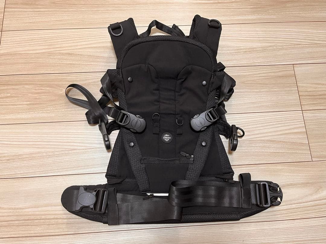 【美品】AIR BUGGYエアバギー 抱っこ紐 ブラック