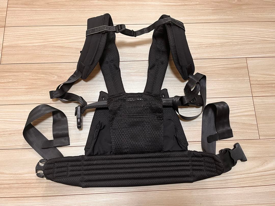 【美品】AIR BUGGYエアバギー 抱っこ紐 ブラック