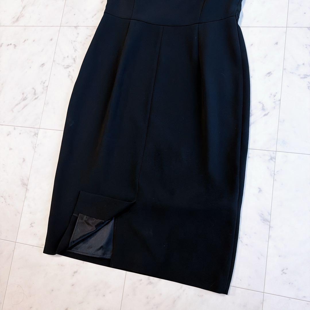 【Max Mara 】高級白タグ フリル　ワンピース　イタリア製　サイズ42 黒