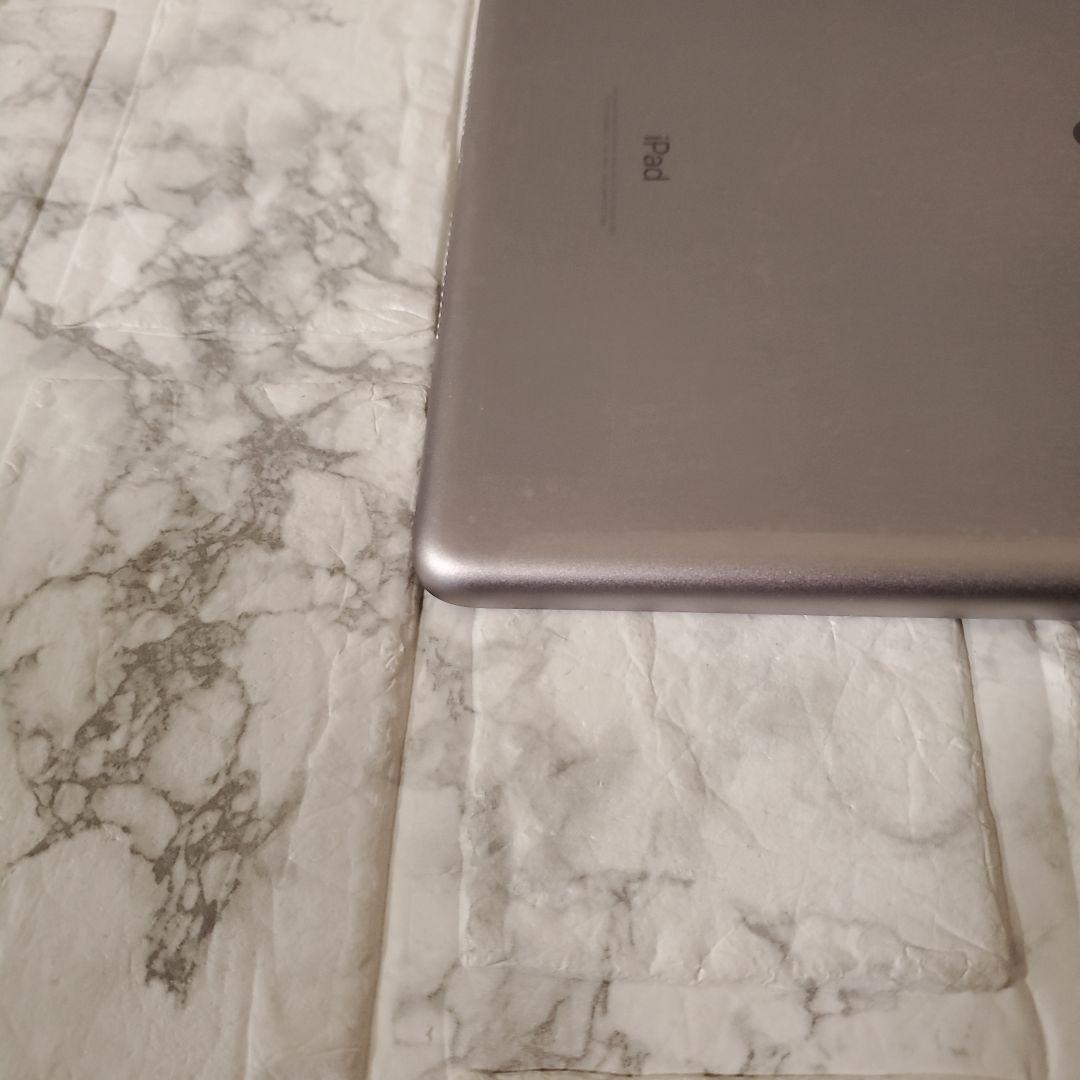 122 iPad 6世代 128GB Wi-Fi スペースグレイ