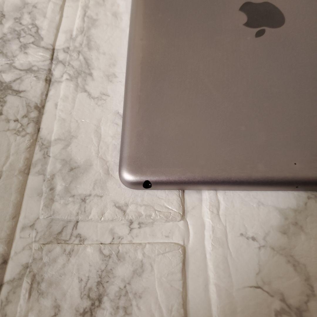 122 iPad 6世代 128GB Wi-Fi スペースグレイ
