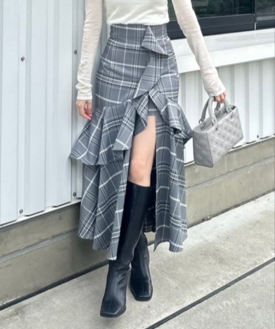 rienda チェックフリルスリットスコートショートパンツ グレー