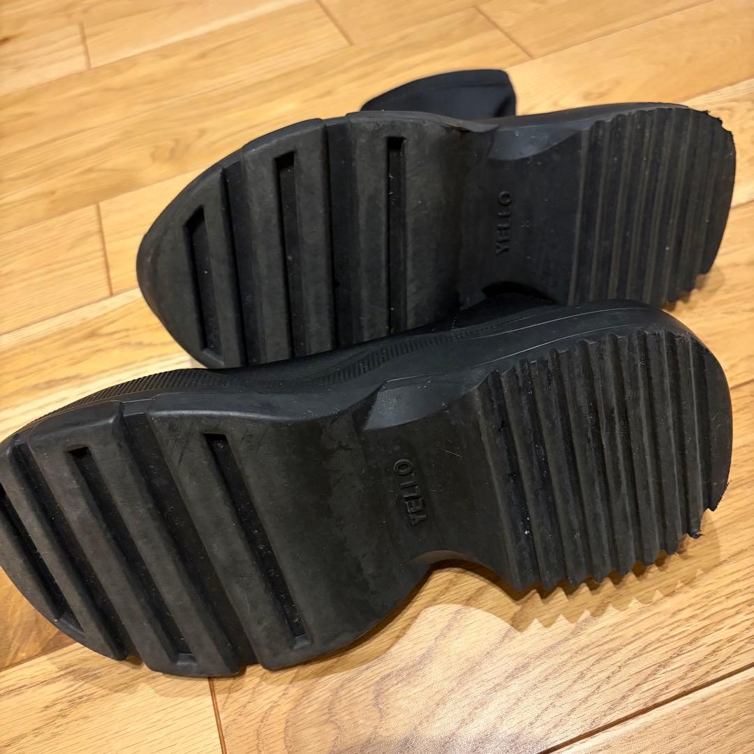 ぴょんYELLO TOKYO BLACK SHORT BOOTS