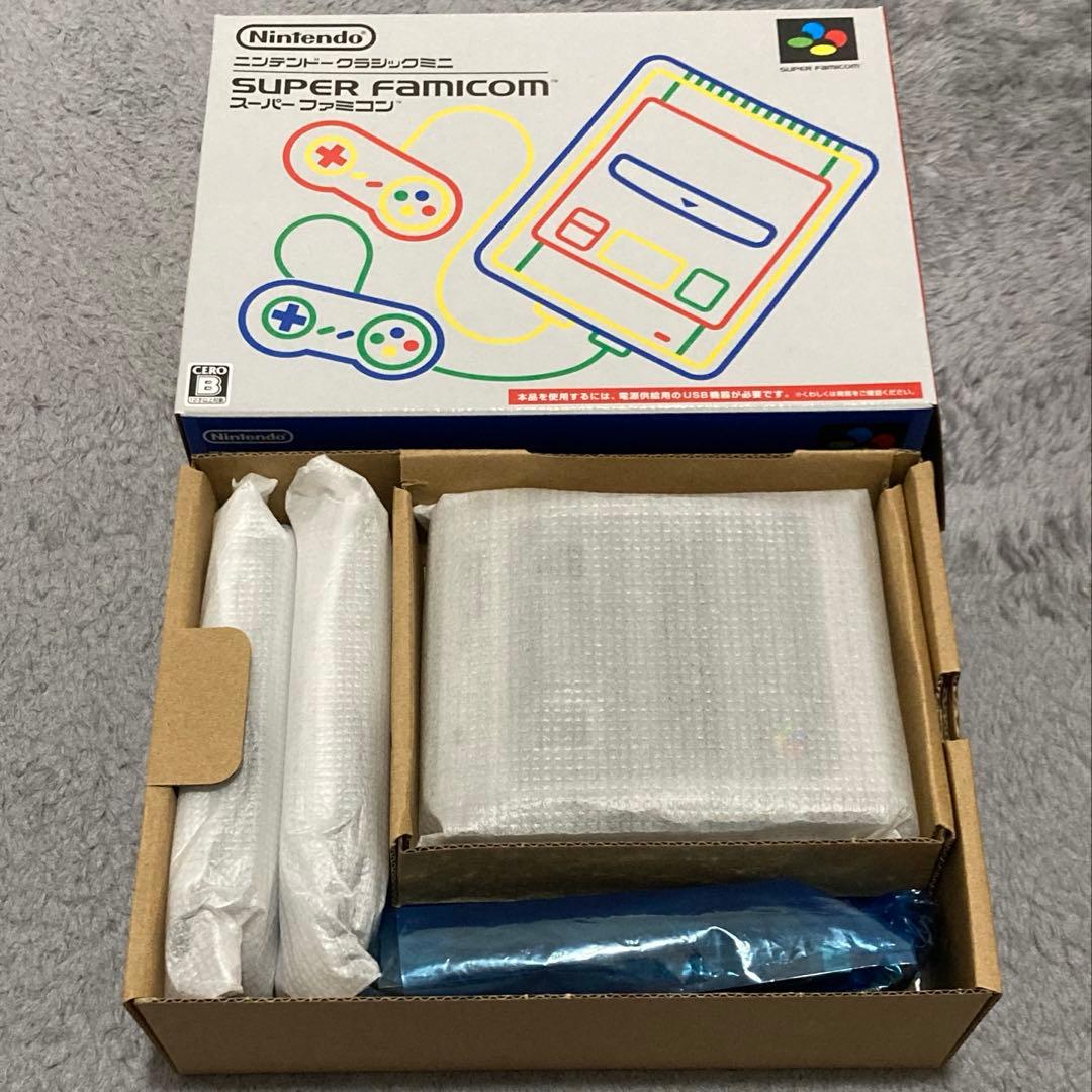 【美品】Nintendo ニンテンドークラシックミニ スーパーファミコン