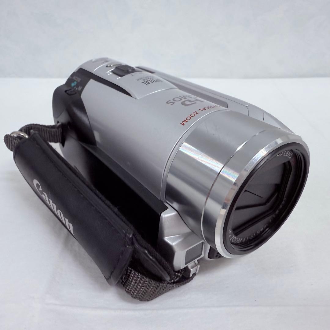 【美品】64GB内蔵！Canon ビデオカメラ iVIS HF M32 シルバー