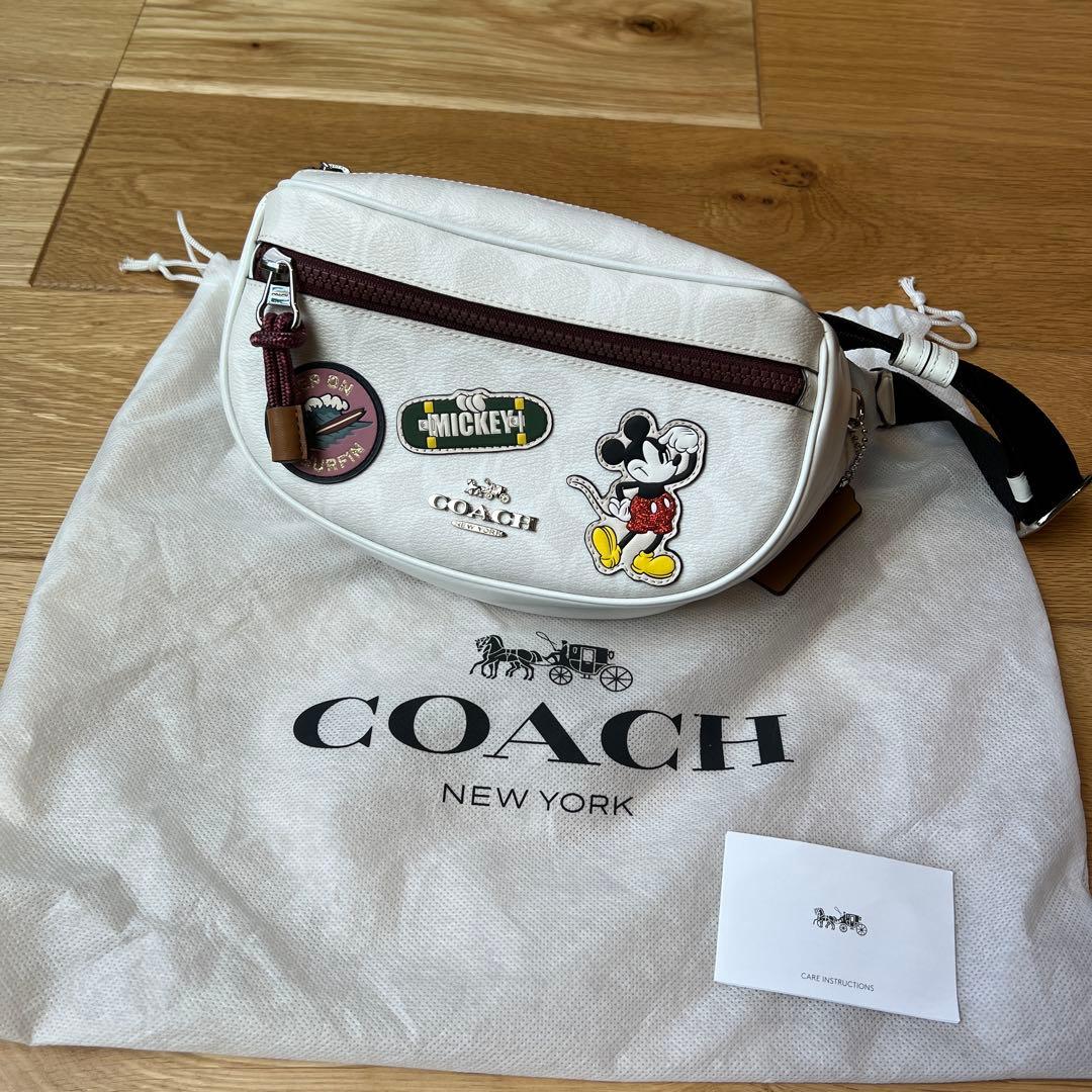 日本限定　COACH ミッキーボディバッグ