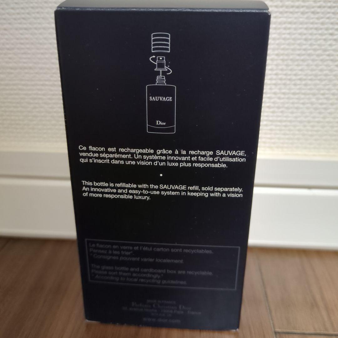 し*い様 Dior SAUVAGE Eau de Toilette 100ｍｌ