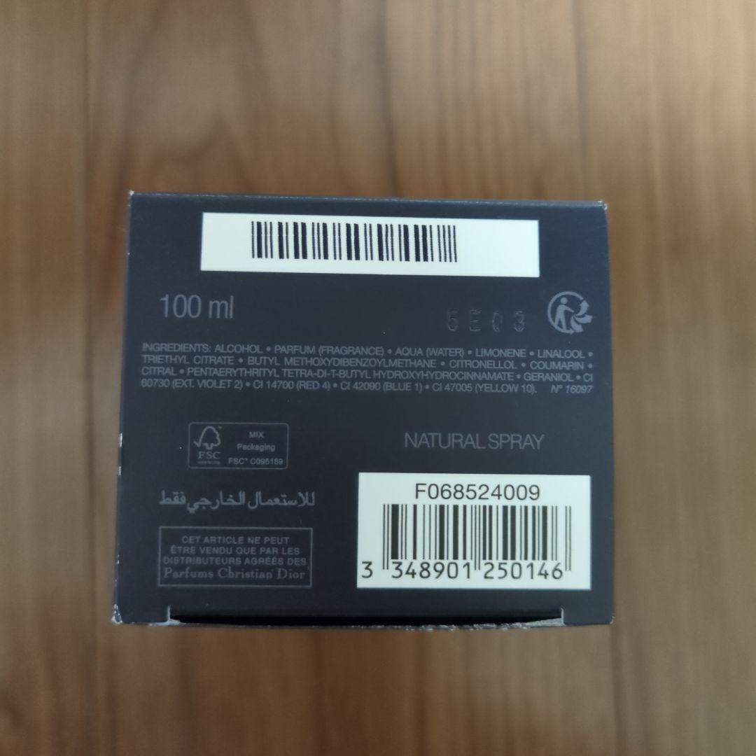 し*い様 Dior SAUVAGE Eau de Toilette 100ｍｌ