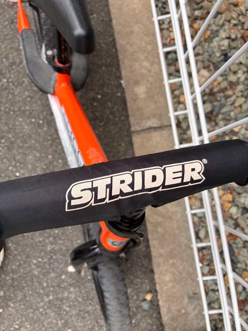 【大人気】STRIDER ストライダー12インチ オレンジ