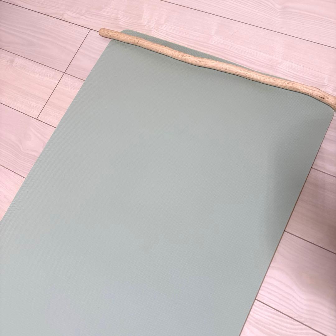 美品　Sukala リバーシブルヨガマット　4ミリ　レモンライム