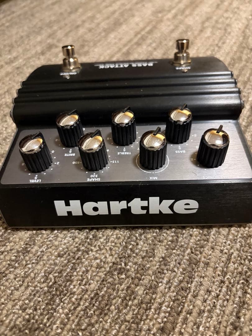 Hartke ベース用プリアンプ