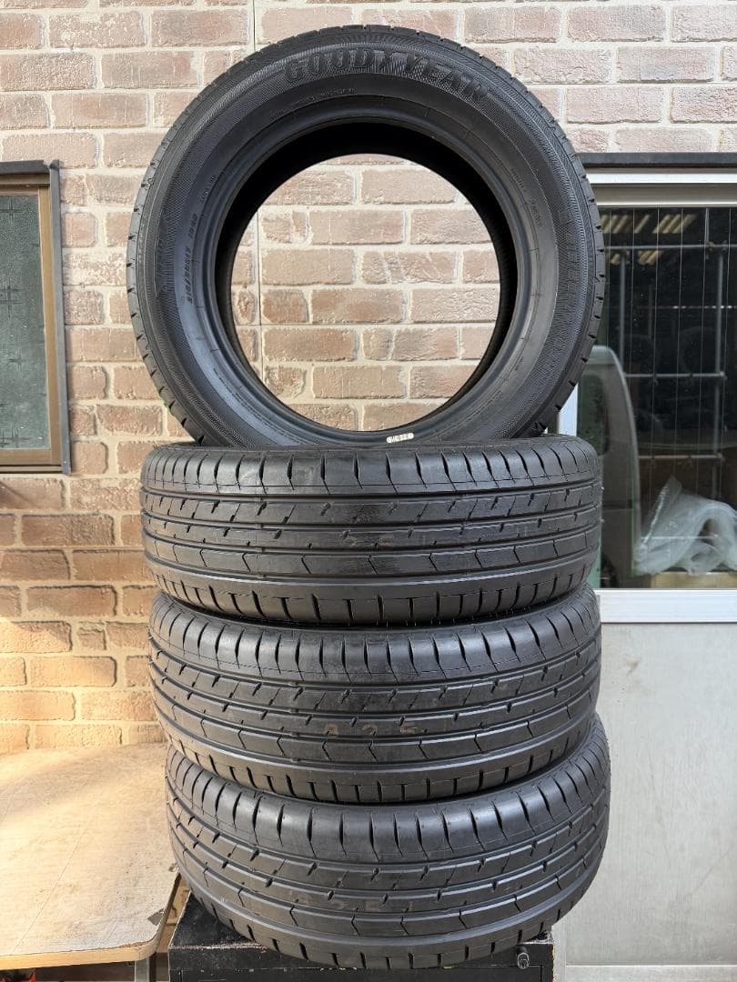 215/60R17　サマータイヤ　グッドイヤー　イーグルRVF　バリ山　4本