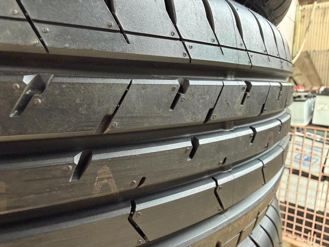 215/60R17　サマータイヤ　グッドイヤー　イーグルRVF　バリ山　4本