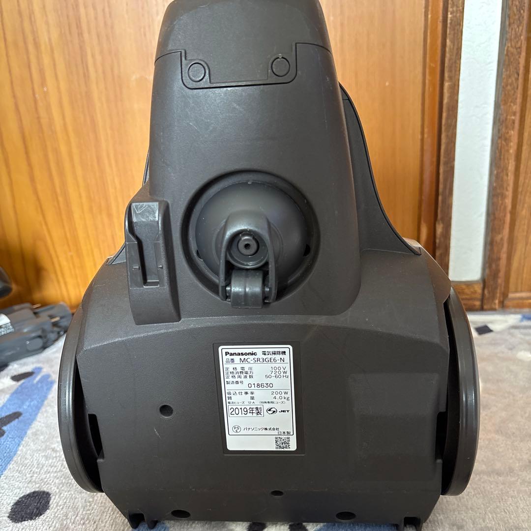 パナソニックサイクロン式キャニスター掃除機　mc-sr3ge6-n
