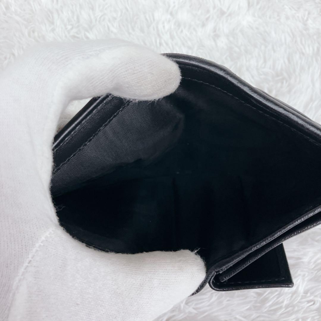 極美品✨現行 付属品付き ミュウミュウ　折り財布　マトラッセ　キルティング　黒