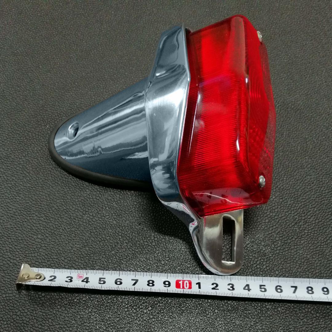 ルーカスタイプテールランプ　ビンテージレプリカ　アルミポリッシュボディ