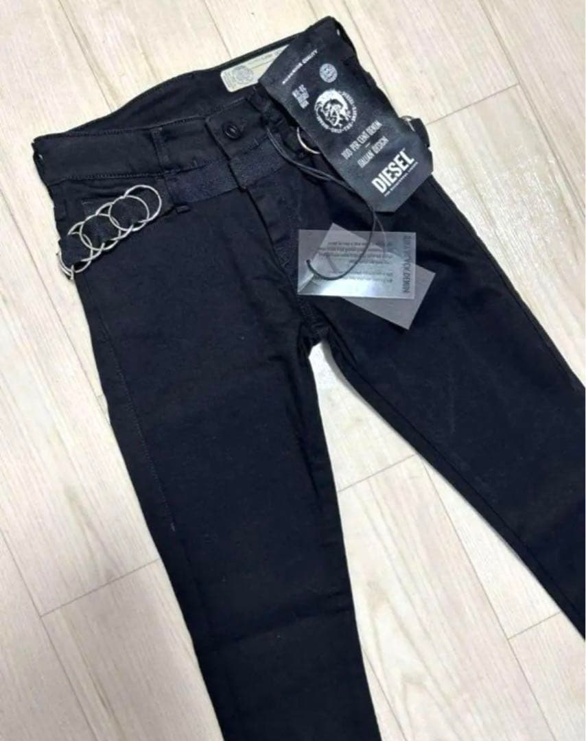 新品タグ付き DIESEL ディーゼル ストレッチデニム スキニー W23