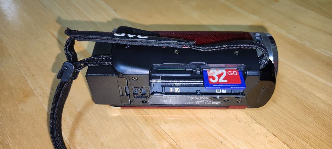 JVC　GZ-HM199-R,GZ-HM177-R　セット