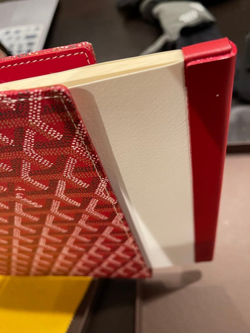 Goyard 赤いパターン A4ノート