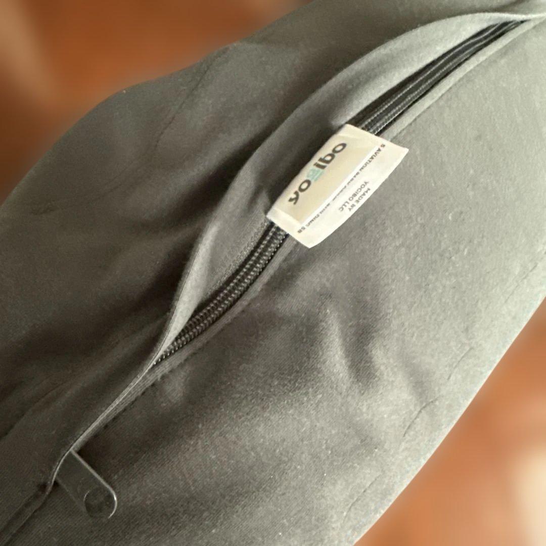 Yogibo Mega Moon Pillow ビーズクッション