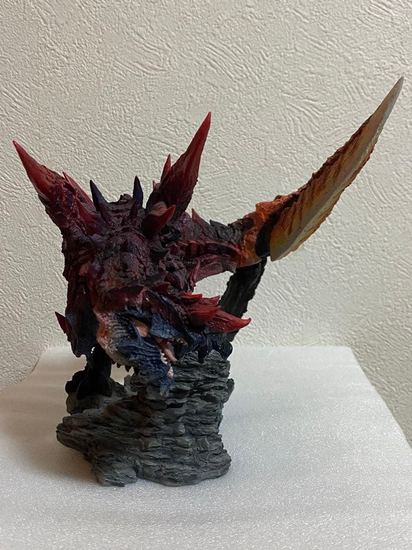 モンハン　カプコンフィギュアビルダー　クリエイターズモデル　燼滅刃ディノバルド