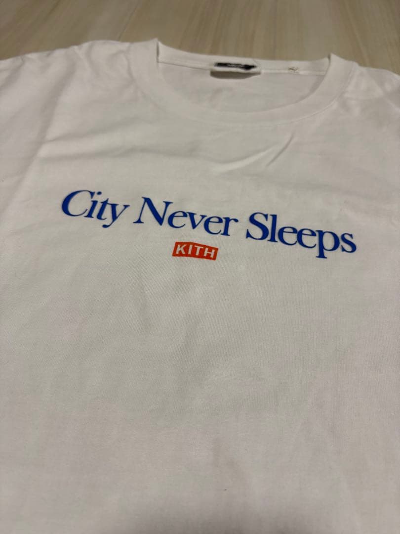KITH City Never Sleeps Tシャツ ホワイト　M