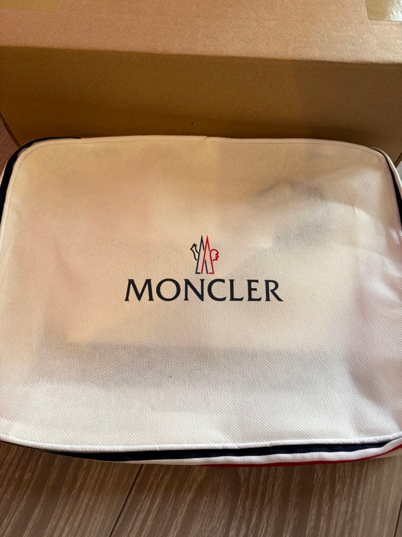 MONCLER Mロゴ ベースボールキャップ ネイビー