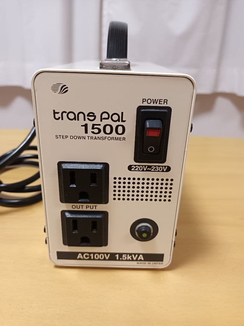 SWALLOW 海外用変圧器 PAL-1500EP