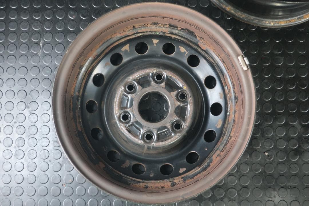 トヨタ純正スチール 100系ハイエース2WD 15×6J PCD139.7/6H