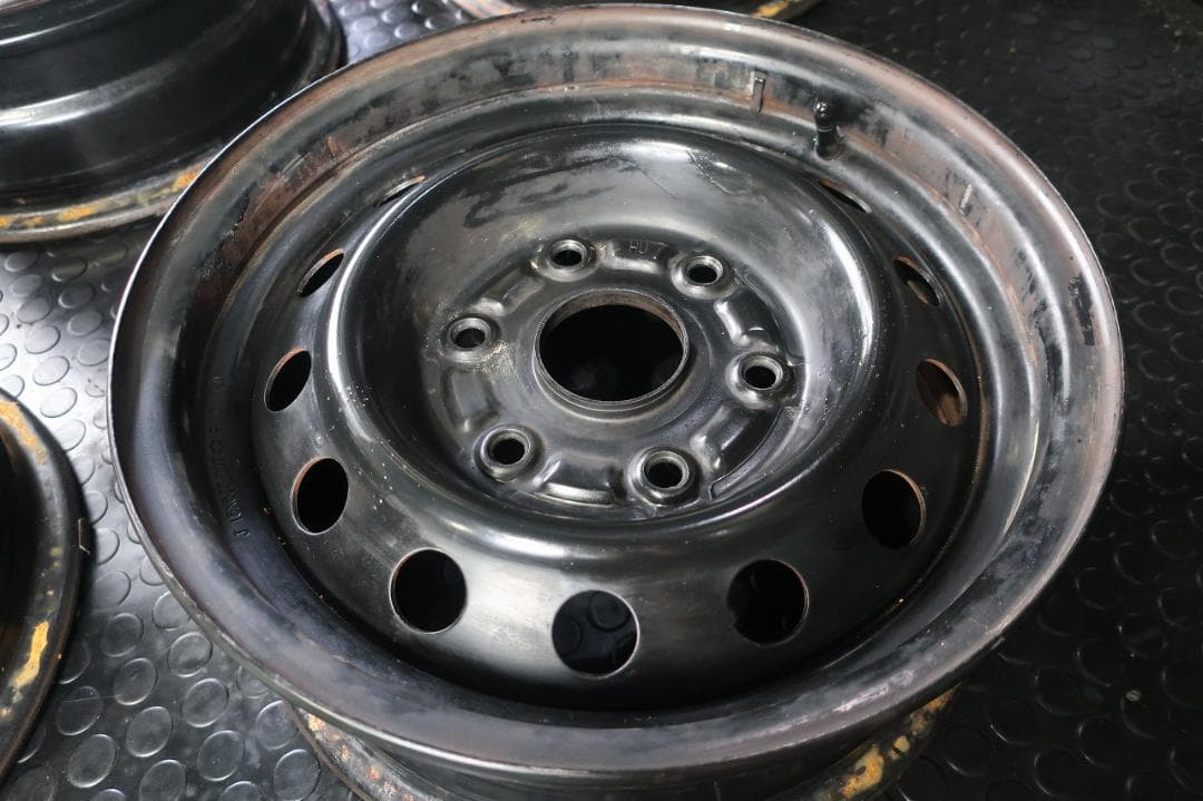 トヨタ純正スチール 100系ハイエース2WD 15×6J PCD139.7/6H