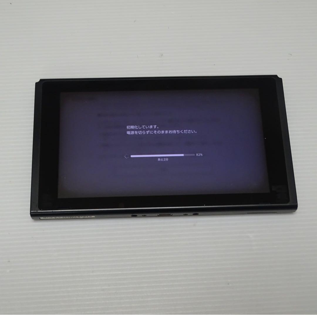 Switch旧型　画面本体のみ　2018年製　動作確認済　QA7025