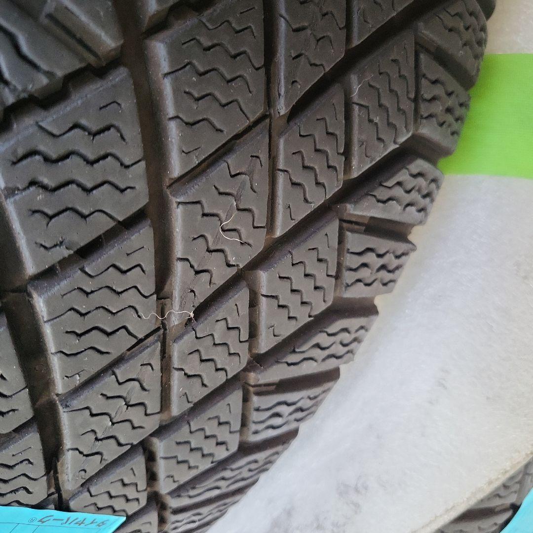ベンツ　bタイプ 205/60R 16 スタッドレスタイヤとホイールセット