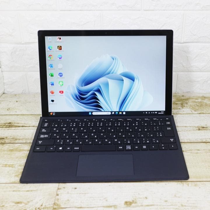 けいsurface pro7+ SSD256G タッチパネル Office
