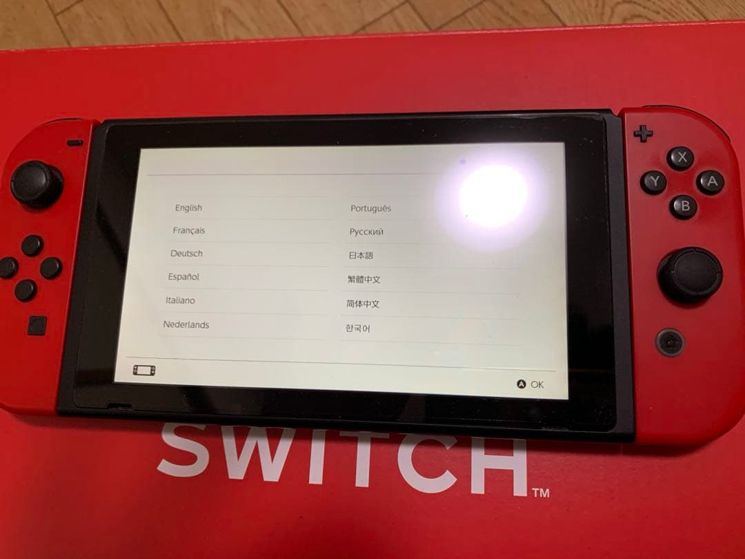 Nintendo Switch 本体 赤